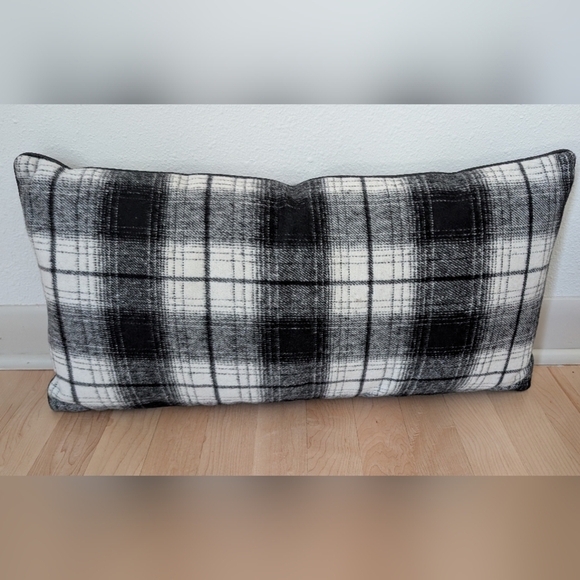 Creative Co-Op Fabric Lumbar Pillow with Piping, Black and White Plaid 12" x 24" - Picture 1 of 3